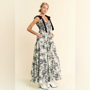 🟠 147B. Smocked Bodice Bow Strap Maxi Dress - Black & White
